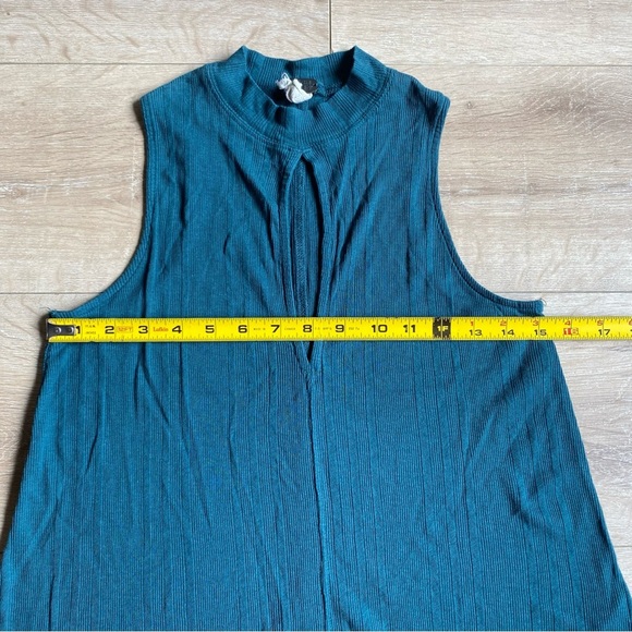 Free People tank rib knit Faye style keyhole front - Picture 6 of 6
